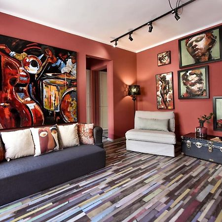 Captivating Old Town Apartment Bucharest Exterior photo